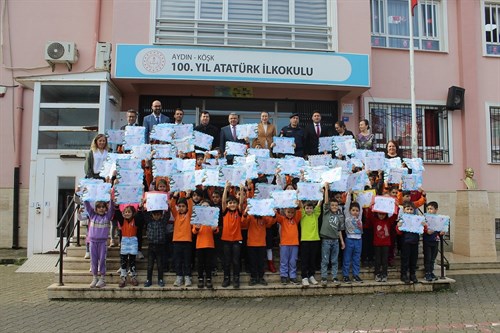 100. Yıl Atatürk İlkokulu Karne Töreni